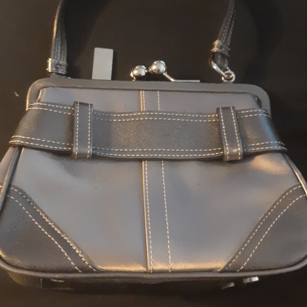 Coach Purse - Picture 4 of 7
